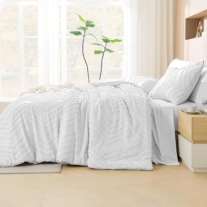 Litanika White Comforter Queen Size Set with Sheets - 7 Pieces Boho Bed in a Bag Chevron Tufted Complete Bedding Sets Lightweight All Season Bed Set with Comforter, Sheets, Pillowcases & Shams