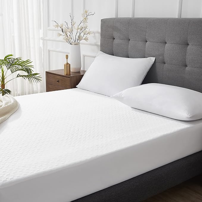 Stearns & Foster® Waterproof & Cooling Mattress Protector (Queen)