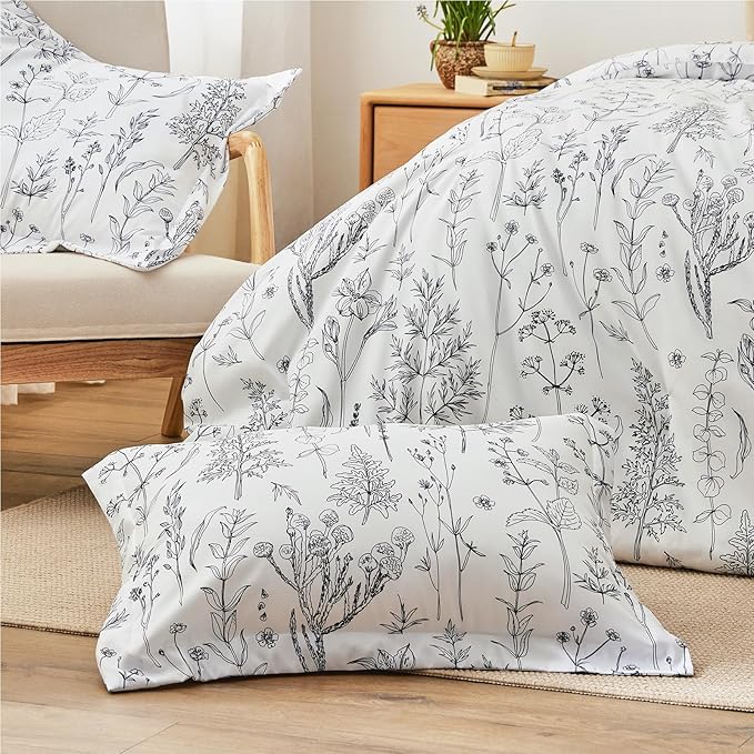 Love's cabin White Full Size Comforter Set - Comforter Set Full, 3 Pieces Cute Floral Bedding Sets for All Seasons,1 Soft Reversible Botanical Flowers Comforter and 2 Pillow Shams