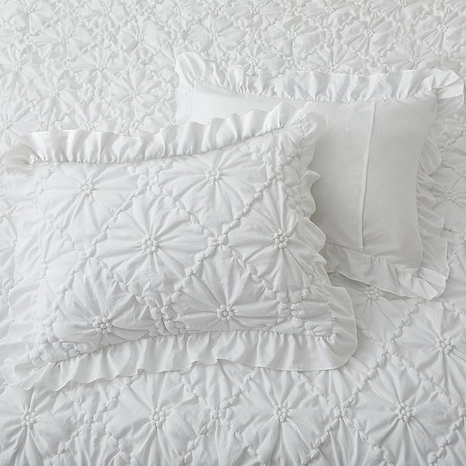 BEDAZZLED King Size Comforter Sets, White Bedding Comforter Set, 3 Pieces Pinch Pleat Bedding Sets with Comforter and Pillowcases Soft Farmhouse Shabby Chic Comforter for All Season