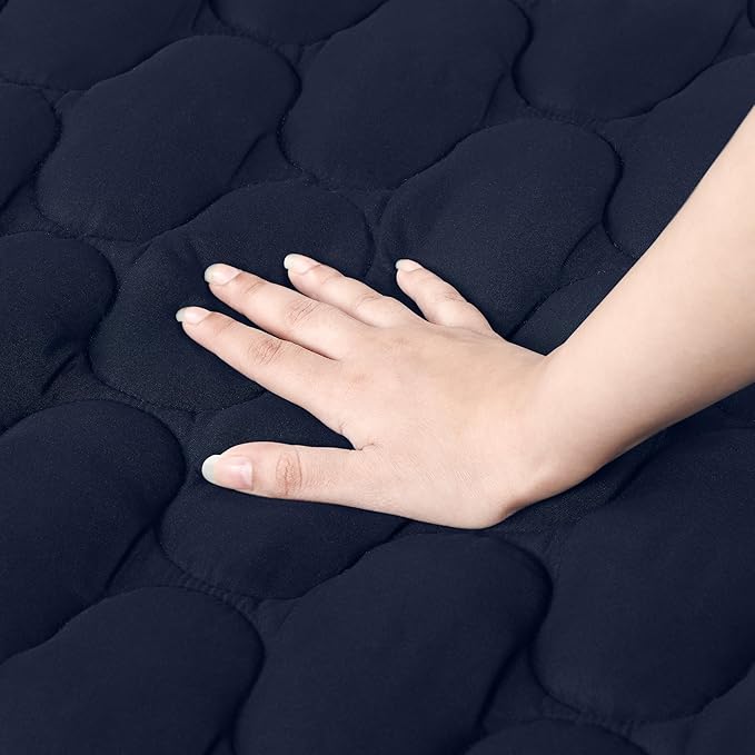 Utopia Bedding Waterproof Mattress Protector, Queen Mattress Pad, Noiseless Quilted Fitted Cover with Deep Pocket Stretches up to 16 Inches (Navy)