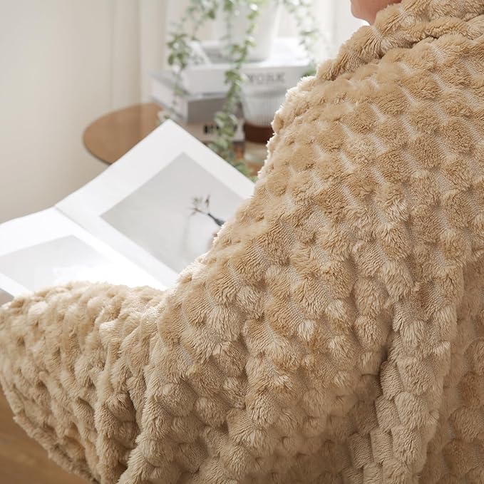 Puncuntex Beige Throw Blanket 90"×90" inches Fuzzy 3D Jacquard Decorative Flannel Fleece Super Soft Plush Cozy Blanket for Couch Sofa Chair Lightweight