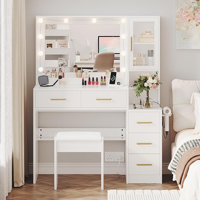White Vanity Table with Drawer Dresser, Farmhouse Vanity Makeup Desk with Charging Station, Vanity Desk with Lights Mirror & Drawers for Makeup,Vanity Desk with Storage Shelf & 5 Drawers (Gold Handle)