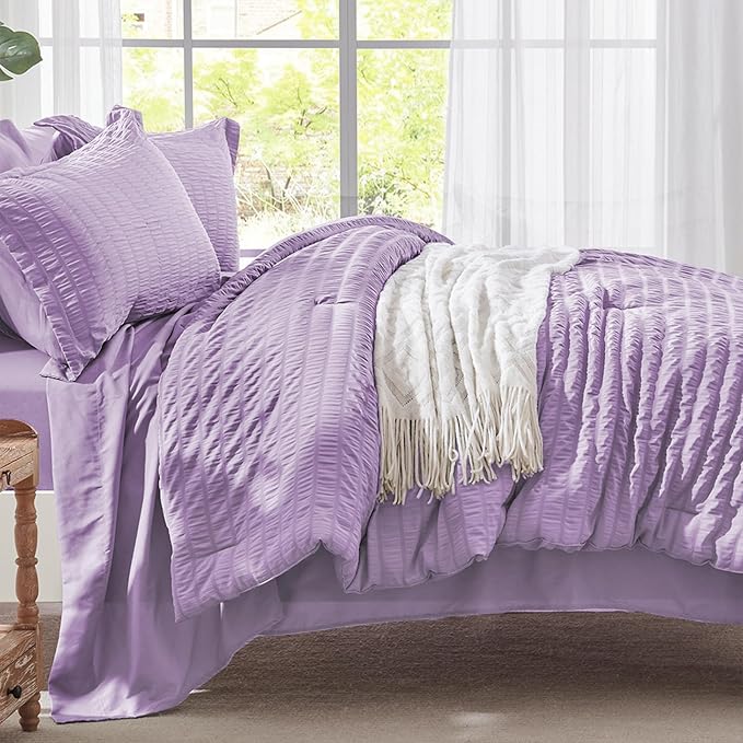Zzlpp King Comforter Set 7 Pieces, Light Purple Seersucker Bed in a Bag with Comforter, Pillow Shams, Pillowcases, Flat Sheet, Fitted Sheet