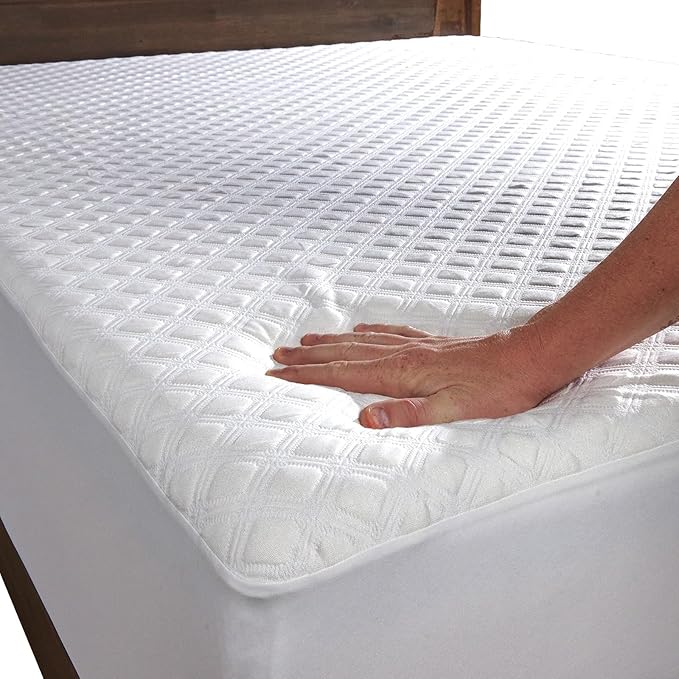 SafeRest Waterproof Queen Size Mattress Protector - Viscose Derived from Bamboo - Fitted with Stretchable Pockets - Machine Washable Viscose Blend Mattress Cover for Bed
