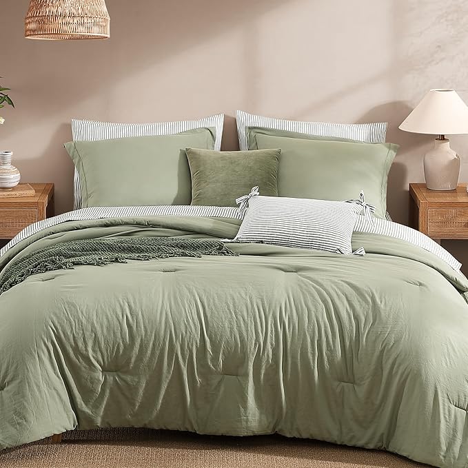 Monbix Oversized Queen Size Comforter Set - 7 Pieces Green Prewashed Bed in a Bag Bedding Sets with Comforters, All Seasons Ultra Soft Comforter Bed Set with Sheets, Pillowcases & Shams