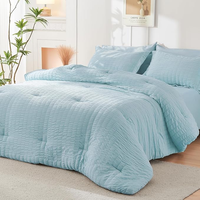 HYMOKEGE Lake Blue King Size Comforter Set Seersucker 7 Pieces, All Season Luxury Bed in a Bag for Bedroom, Bedding Set with Comforters, Sheets, Pillowcases & Shams