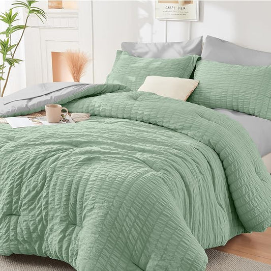 HYMOKEGE Sage Green/Light Grey Queen Comforter Set Seersucker 7 Pieces, All Season Luxury Bed in a Bag Queen for Bedroom, Bedding Set with Comforter, Sheets, Pillowcases & Shams
