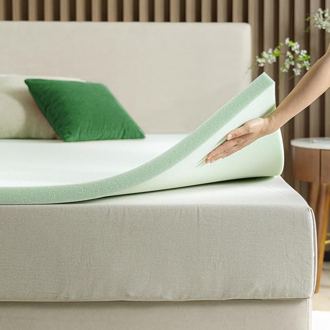 ZINUS 1.5 Inch Green Tea Memory Foam Mattress Topper, Dorm Bedding, Pressure-Relieving Layer, Ideal for Back Pain Relief, Compact WONDERBOX Packaging, CertiPUR-US Certified, Twin