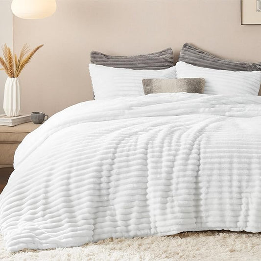 Bedsure Full Size Comforter Sets - GentleSoft™ 3 Pieces Double-Side Fleece Fluffy Bright White Comforter Set, Cozy Striped Room Decor Aesthetic, Luxury Full Size Bedding, 2 Pillowcases, 82x86 Inches