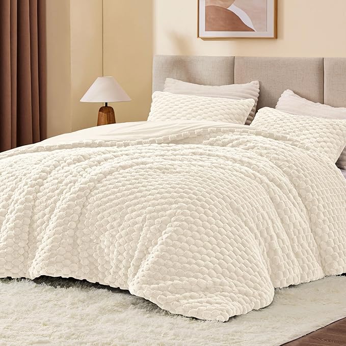 BEDELITE Fluffy King Size Comforter Set - Beige Fleece Soft Comforter for King Size Bed, Luxury Warm Bedding Set for Winter, Fuzzy Bed Set 3 Pieces (1 Comforter, 2 Pillowcases)