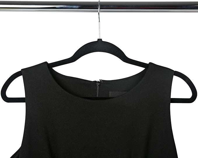 Simplify 10 Super Slim Velvet Huggable Hangers in Black - Image 4