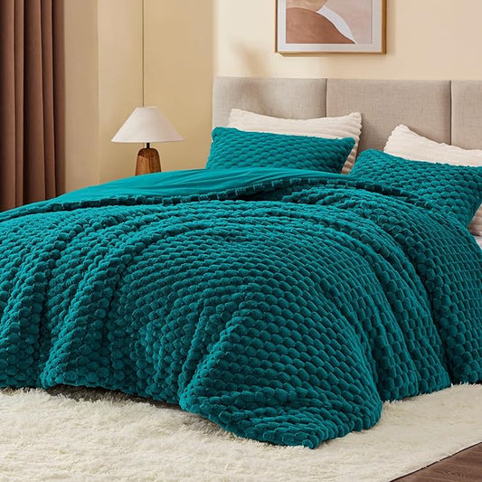 BEDELITE Fluffy King Size Comforter Set - Teal Fleece Soft Comforter for King Size Bed, Luxury Warm Bedding Set for Winter, Fuzzy Bed Set 3 Pieces (1 Comforter, 2 Pillowcases)