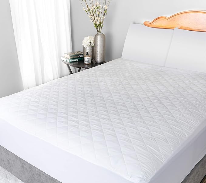 Masirs Twin Mattress Pad Protector Waterproof – Quilted Fitted Mattress Cover, Breathable Diamond Stitch, Soft Plush Topper, Machine Washable, Deep Pocket, White