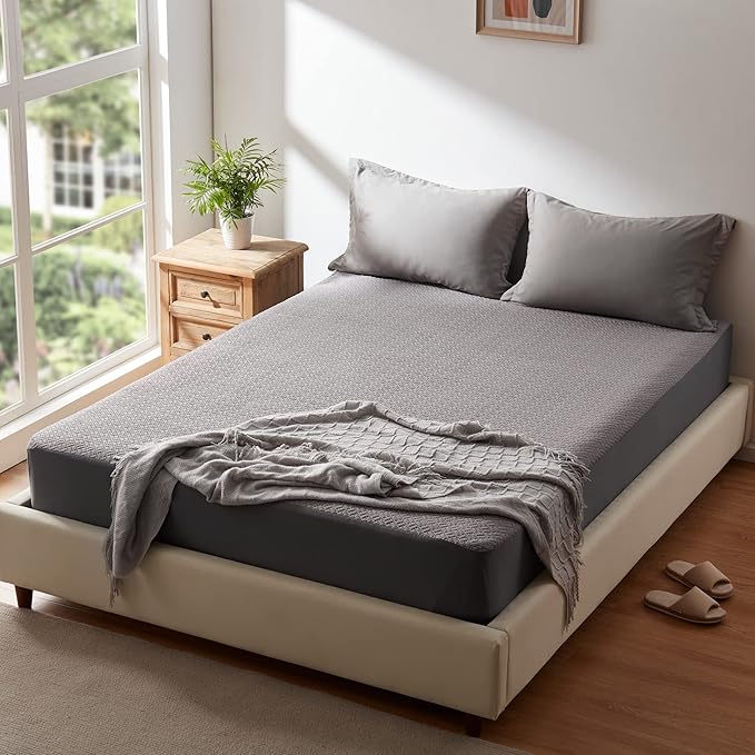 Hanherry 100% Waterproof Mattress Protector California King Size - Grey, Mattress Cover 3D Air Fabric Cooling Mattress Pad Cover Smooth Soft Breathable Noiseless, 8''-21'' Deep Pocket