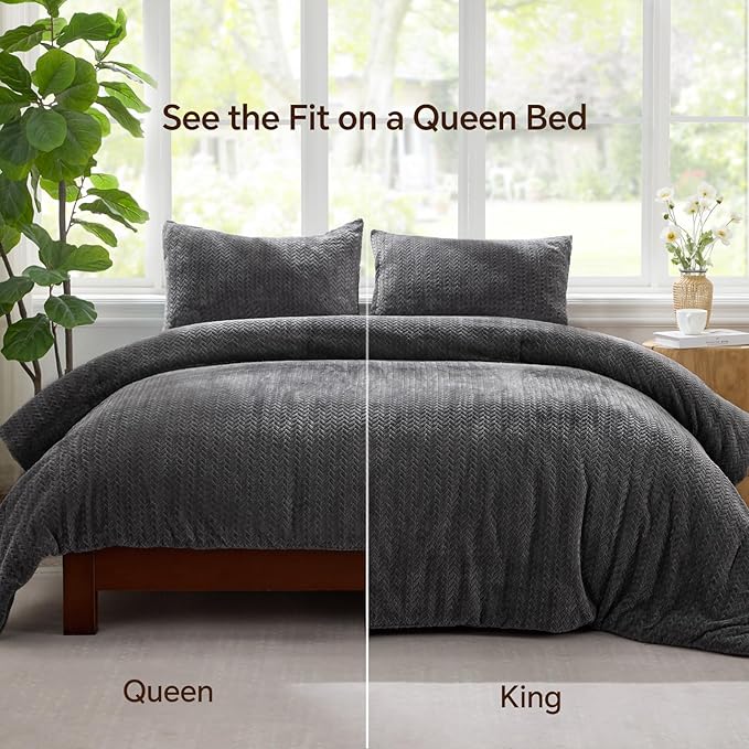 Fluffy Full Comforter Set - Furry Grey Leaves Pattern Faux Fur Bed Set, Winter Ultra Soft Fuzzy Comfort Set, Velvet Bedding Set for Bed with 2 Pillow Cases