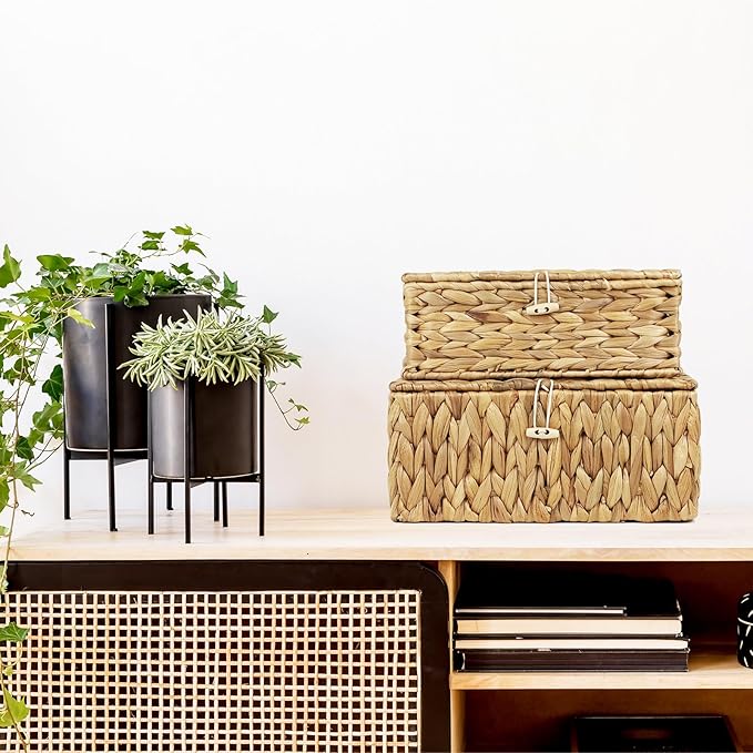 Set of 2 Wicker Baskets with Lid, Small Woven Wicker Storage Bins, Natural Water Hyacinth Basket Multipurpose Decorative Storage Boxes for Shelf Organizer (11.2" x 7.8" x 5.1" + 10" x 6.1" x 3.8") - Image 3