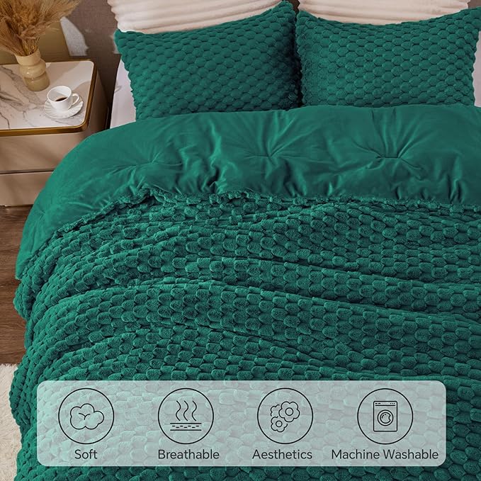 BEDELITE Fluffy Queen Comforter Set - Dark Green Fleece Soft Comforter for Queen Size Bed, Luxury Warm Bedding Set for Winter, Fuzzy Bed Set 3 Pieces (1 Comforter, 2 Pillowcases)