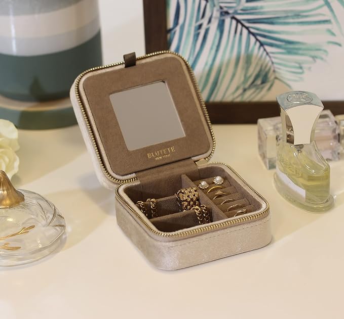 BLUTETE Travel Jewelry Box Organizer Velvet Travel Case With Mirror Ring Earrings Necklaces Storage Organizer Box (Champagne) - Image 3