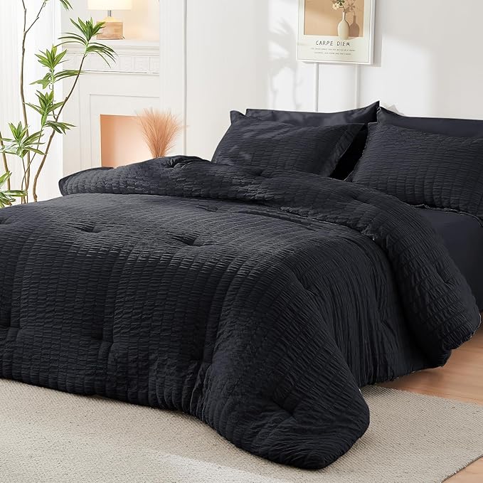 HYMOKEGE Black Oversized Queen Comforter Set Seersucker 7 Pieces, All Season Luxury Bed in a Bag for Bedroom, Bedding Set with Comforter, Sheets, Pillowcases & Shams