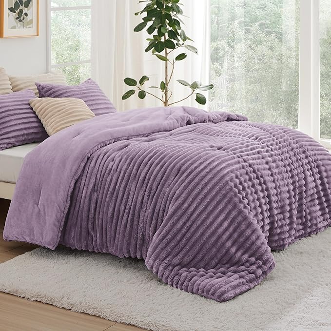 Bedsure Comforter Set Queen Size - GentleSoft™ 3 Pieces Double-Side Fleece Fluffy Lavender Comforter Set, Cozy Striped Room Decor Aesthetic, Luxury Bedding Queen Size, 2 Pillowcases, 90x90 Inches