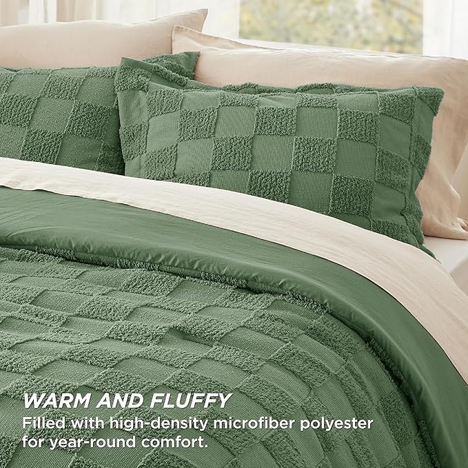 Bedsure Queen Size Comforter Set Green, Boho Tufted Bed Set, Checkered Farmhouse Shabby Chic Bedding, 3 Pieces, 1 Plaid Geometric Comforter and 2 Pillow Shams