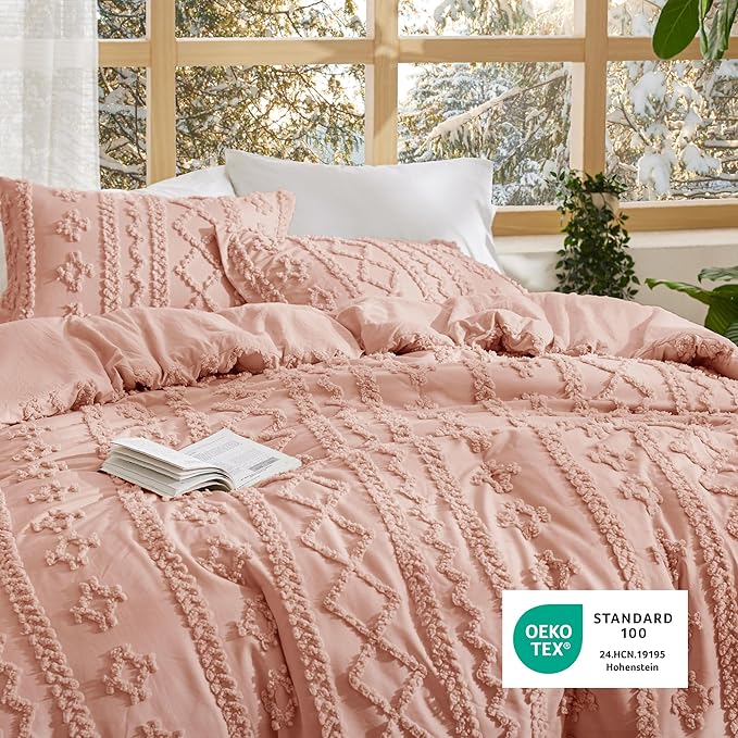Bedsure Tufted Boho Comforter Set King Size - Light Pink Boho Bed Set, GentleSoft™ 3 Pieces Farmhouse Shabby Chic Embroidery Bedding, Gifts for Woman, Soft Jacquard King Comforter for All Seasons