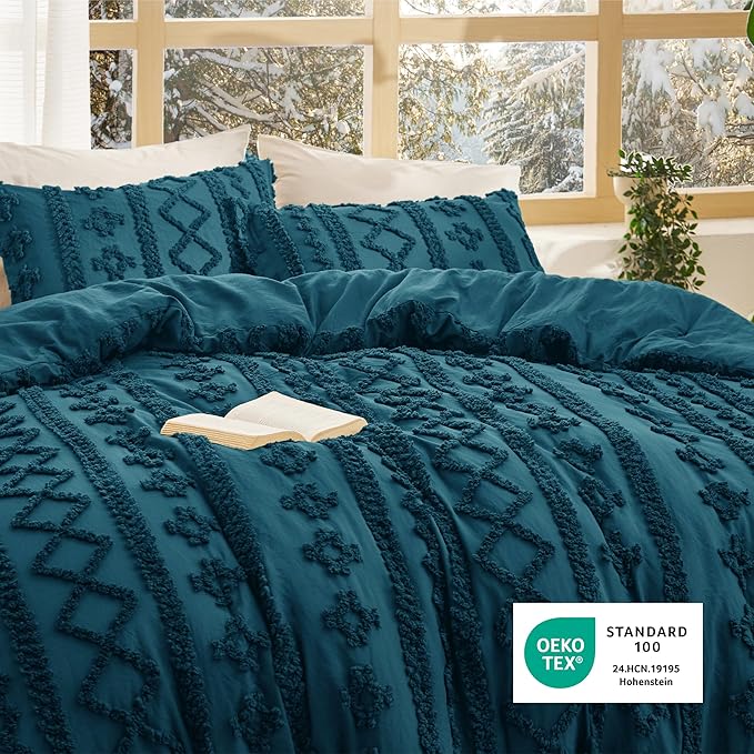 Bedsure Tufted Boho Comforter Set Queen Size - Teal Boho Bed Set, GentleSoft 3 Pieces Farmhouse Shabby Chic Embroidery Bedding, Gifts for Woman, Soft Jacquard Queen Comforter for All Seasons