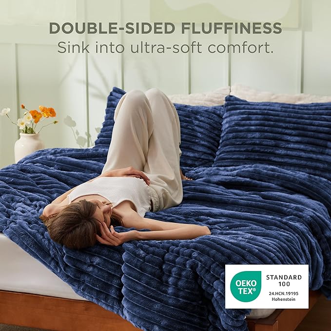 Bedsure Comforter Set Queen Size - GentleSoft™ 3 Pieces Double-Side Fleece Fluffy Navy Blue Comforter Set, Cozy Striped Room Decor Aesthetic, Luxury Bedding Queen Size, 2 Pillowcases, 90x90 Inches