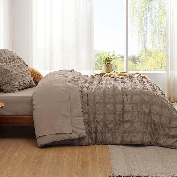 Bedsure Bed in a Bag Full - 7 Pieces Plaid Seersucker Bedding Comforter Sets, Soft Lightweight Affogat Boho Bed Set with Comforters Full Size, Sheets, Pillowcases & Shams