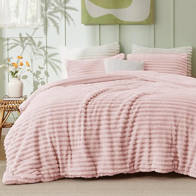 Bedsure Full Size Comforter Sets - GentleSoft™ 3 Pieces Double-Side Fleece Fluffy Pink Comforter Set, Cozy Striped Room Decor Aesthetic, Luxury Full Size Bedding, 2 Pillowcases, 82x86 Inches