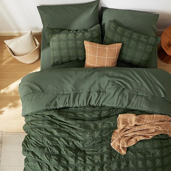Bedsure Bed in a Bag King - 7 Pieces Plaid Seersucker Bedding Comforter Sets, Soft Lightweight Olive Green Boho Bed Set with Comforters King Size, Sheets, Pillowcases & Shams