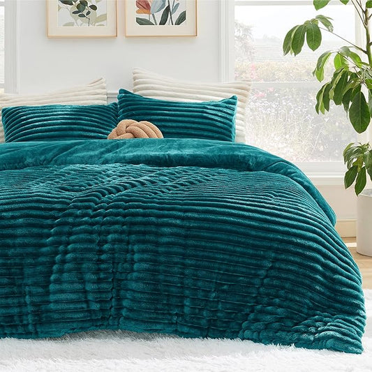 Bedsure Comforter Set Queen Size - GentleSoft™ 3 Pieces Double-Side Fleece Fluffy Teal Comforter Set, Cozy Striped Room Decor Aesthetic, Luxury Bedding Queen Size, 2 Pillowcases, 90x90 Inches