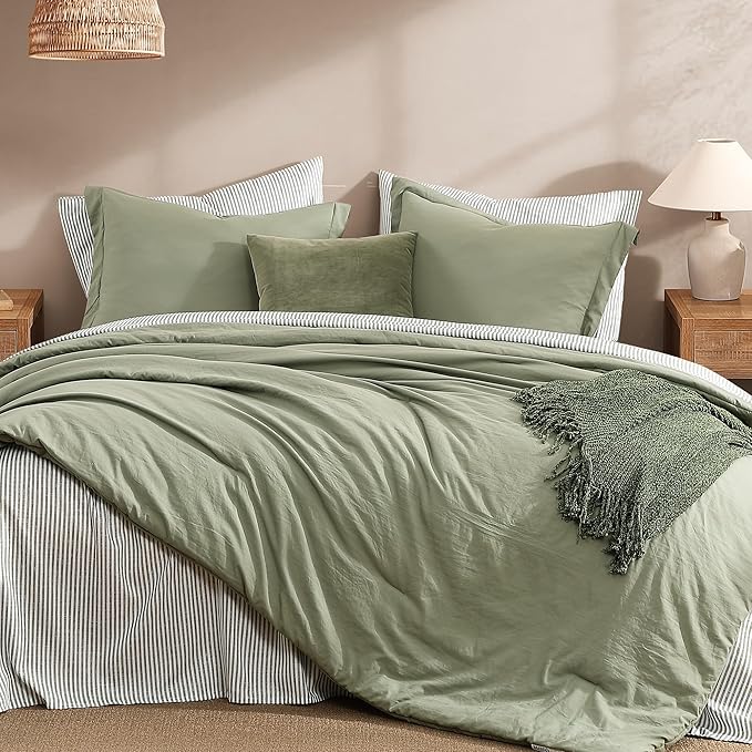 Monbix Queen Comforter Set - 7 Pieces Green Prewashed Bed in a Bag Queen Bedding Sets with Comforters, All Seasons Ultra Soft Comforter Bed Set with Sheets,Pillowcases & Shams