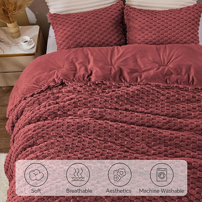 BEDELITE Fluffy Twin Comforter Set - Burgundy Fleece Soft Comforter for Twin Size Bed, Luxury Warm Bedding Set for Winter, Fuzzy Bed Set 2 Pieces (1 Comforter, 1 Pillowcase)