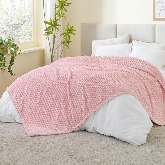 BEDELITE Fleece Blanket - 3D Jacquard Decorative Pink Queen Size Blankets for Bed, Soft and Cozy Warm Plush Fluffy Blanket All Seasons Suitable, 90x90Inches