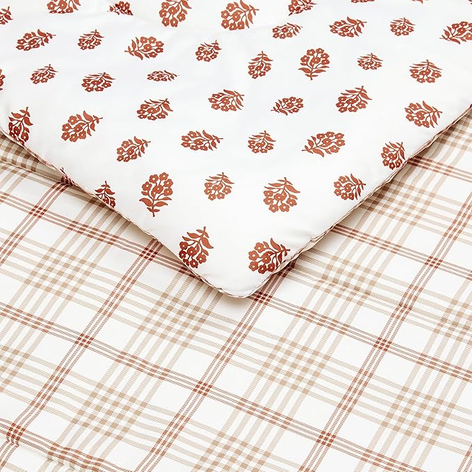 Amazon Basics Lightweight Microfiber Comforter Set, 3-Piece, Full/Queen, Off White Floral