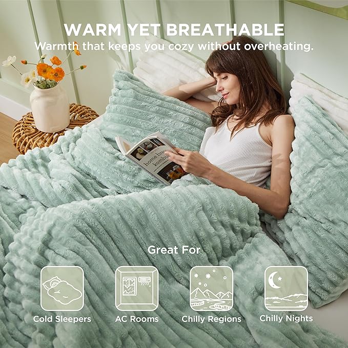 Bedsure Cal King Comforter Set - GentleSoft™ 3 Pieces Double-Side Fleece Fluffy Sage Green Comforter Set, Cozy Striped Room Decor Aesthetic, Luxury Cal King Bedding, 2 Pillowcases, 104x96 Inches