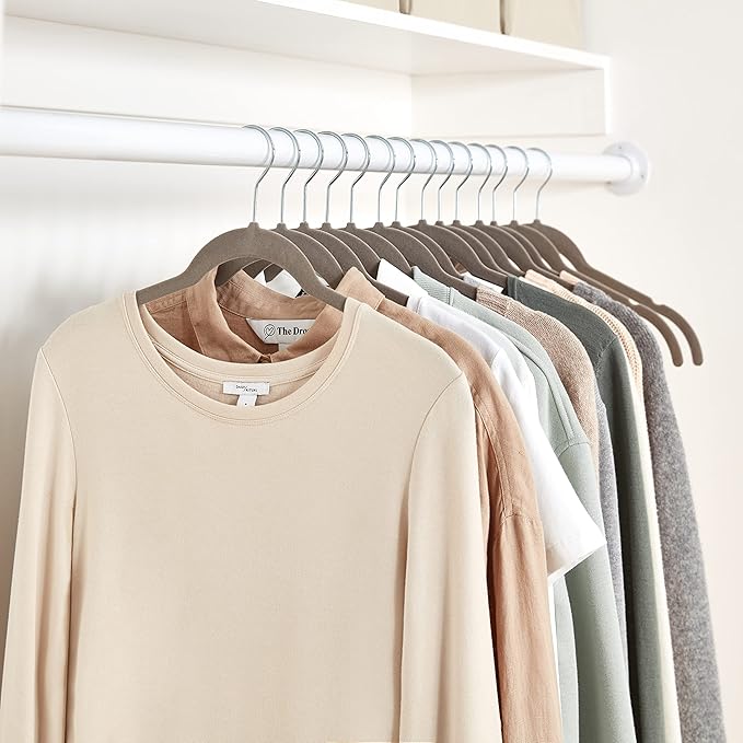 Amazon Basics Space Saving Slim Velvet Non-Slip Clothes Hangers for Closet Organization, Gray/Silver, 30-Pack - Image 2