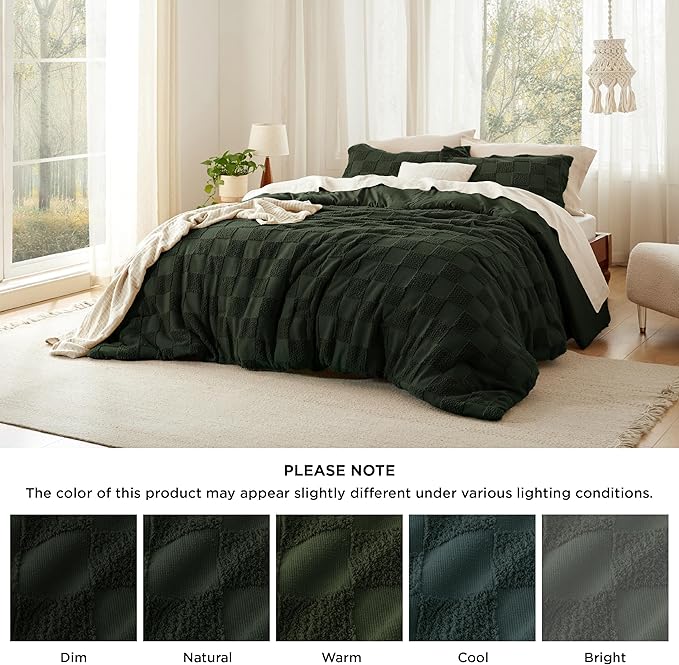 Bedsure Queen Size Comforter Set Dark Olive Green, Boho Tufted Bed Set, Checkered Farmhouse Shabby Chic Bedding, 3 Pieces, 1 Plaid Geometric Comforter and 2 Pillow Shams