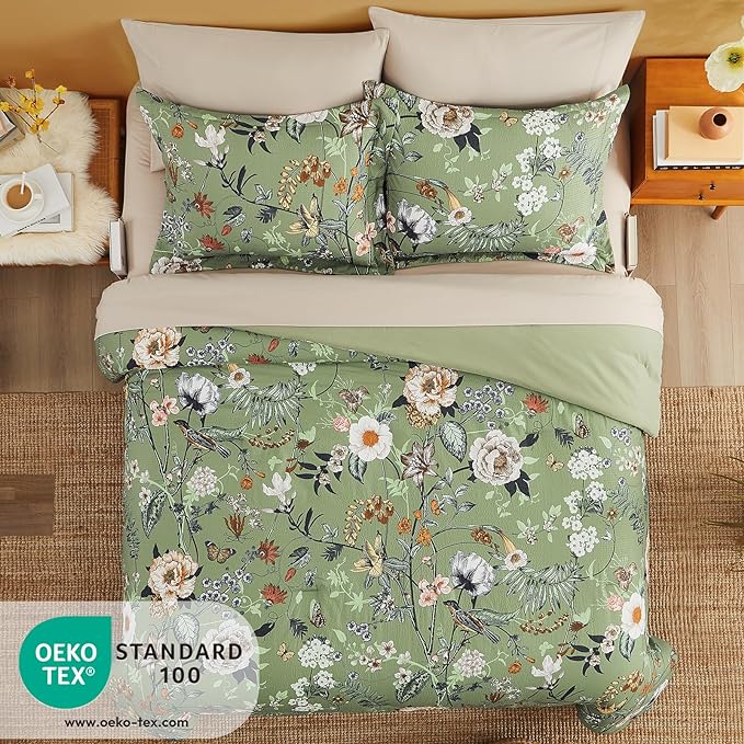 CASAAGUSTO Queen Comforter Set, 7 PCS Green Butterfly Floral Comforter Set with Flowers Leaves Pattern, Soft Seersucker Design All Season Queen Size Bedding Set(90"X90")
