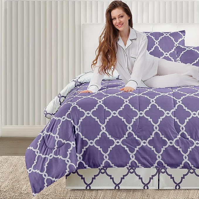 LUX Décor Reversible 4pc Twin Comforter Set, Printed Bedding Set, All-in-One Bed in a Bag, Includes 1 Comforter, 1 Pillow Sham, 1 Decor Pillow & 1 Bed Skirt (Quatrefoil Lavender,Twin)
