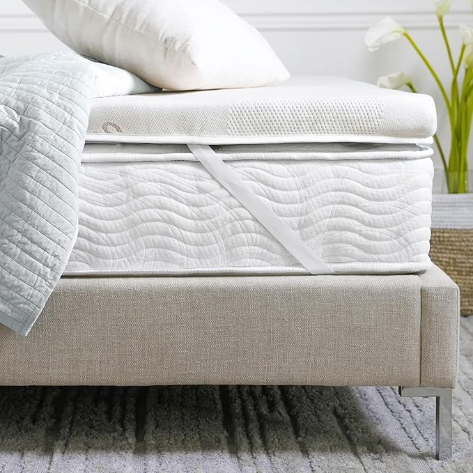 Saatva High-Density Foam Mattress Topper - 1.5” Layer of High-Density Foam - Contouring Comfort with Medium Firmness - King