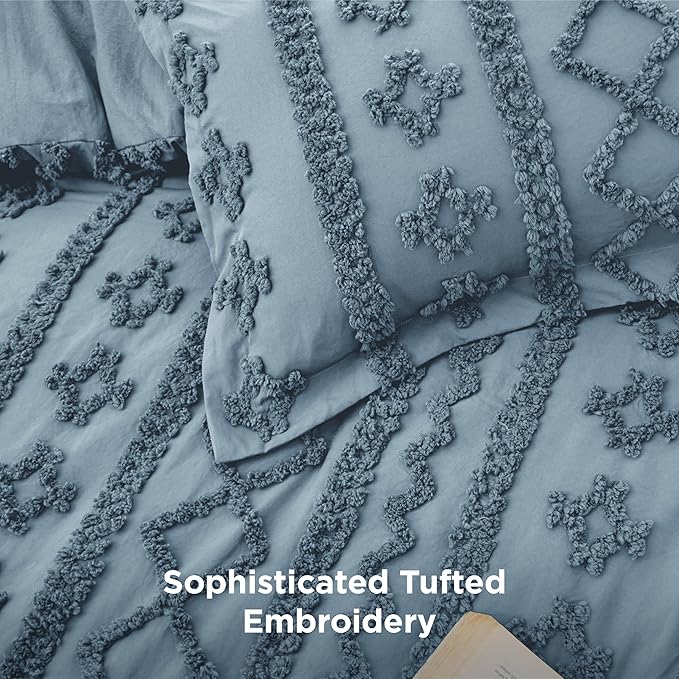 Bedsure Tufted Boho Comforter Set Queen Size - Dusty Blue Boho Bed Set, GentleSoft™ 3 Pieces Farmhouse Shabby Chic Embroidery Bedding, Gifts for Woman, Soft Jacquard Queen Comforter for All Seasons