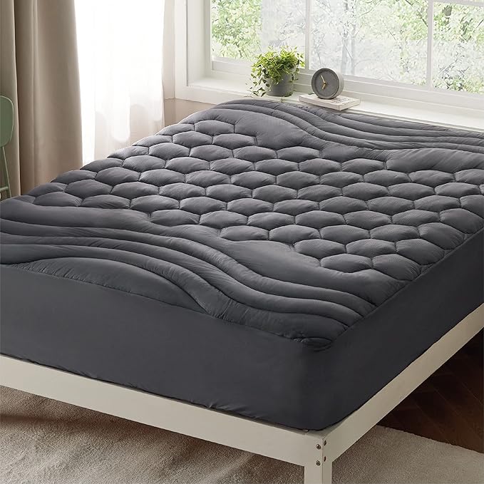 Bedsure King Size Mattress Pad - Soft Cooling Mattress Cover Padded, Quilted Fitted Mattress Protector with 8-21" Deep Pocket, Breathable Fluffy Pillow Top, Grey, 78x80 Inches
