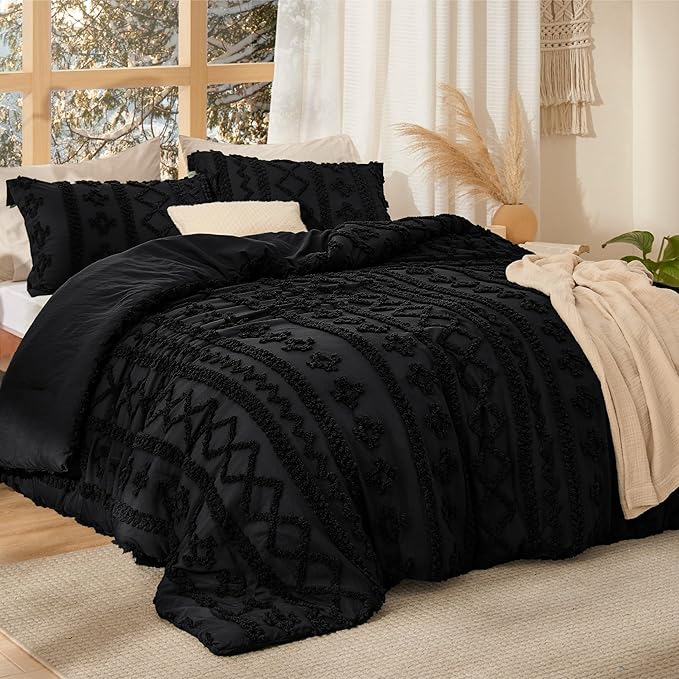 Bedsure Tufted Boho Comforter Set Full Size - Black Boho Bed Set, GentleSoft™ 3 Pieces Farmhouse Shabby Chic Embroidery Bedding, Gifts for Woman, Soft Jacquard Full Comforter for All Seasons
