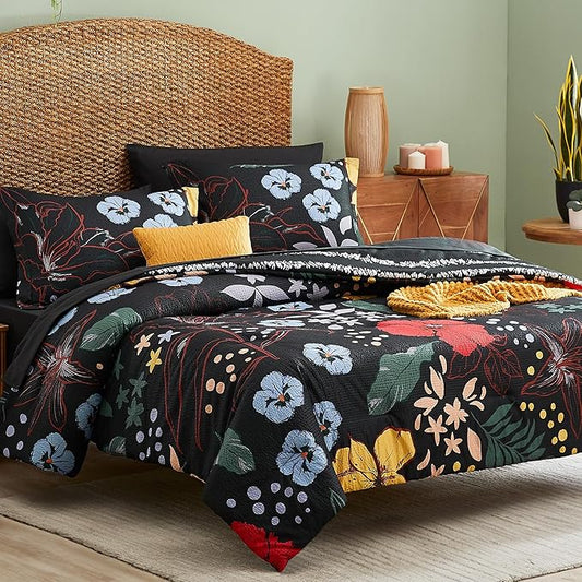 CASAAGUSTO Queen Comforter Set, 7 PCS Black Floral Comforter Set with Flowers Leaves Pattern, Soft Seersucker Design All Season Queen Size Bedding Set (90"X90")