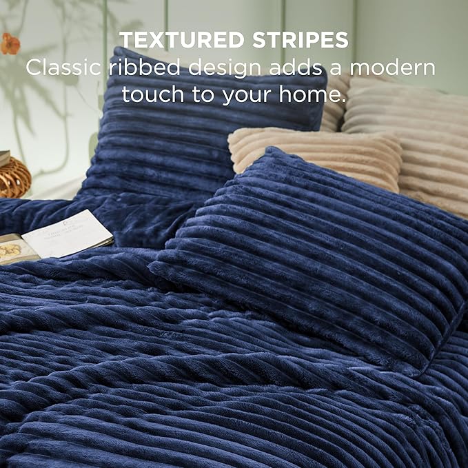 Bedsure Comforter Set Queen Size - GentleSoft™ 3 Pieces Double-Side Fleece Fluffy Navy Blue Comforter Set, Cozy Striped Room Decor Aesthetic, Luxury Bedding Queen Size, 2 Pillowcases, 90x90 Inches