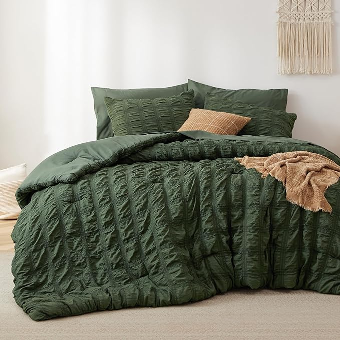 Bedsure Bed in a Bag King - 7 Pieces Plaid Seersucker Bedding Comforter Sets, Soft Lightweight Olive Green Boho Bed Set with Comforters King Size, Sheets, Pillowcases & Shams
