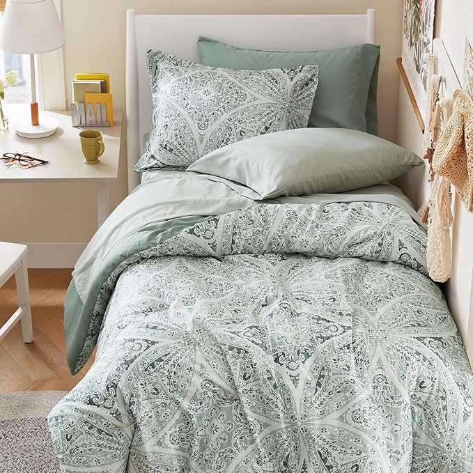 Comfort Spaces Bed in A Bag Comforter Set - Trendy Casual Design Twin XL Comforter with Complete Sheet Set with Side Pocket, All Season Comforter, Shams, Gloria, Twin XL Green 6 Piece